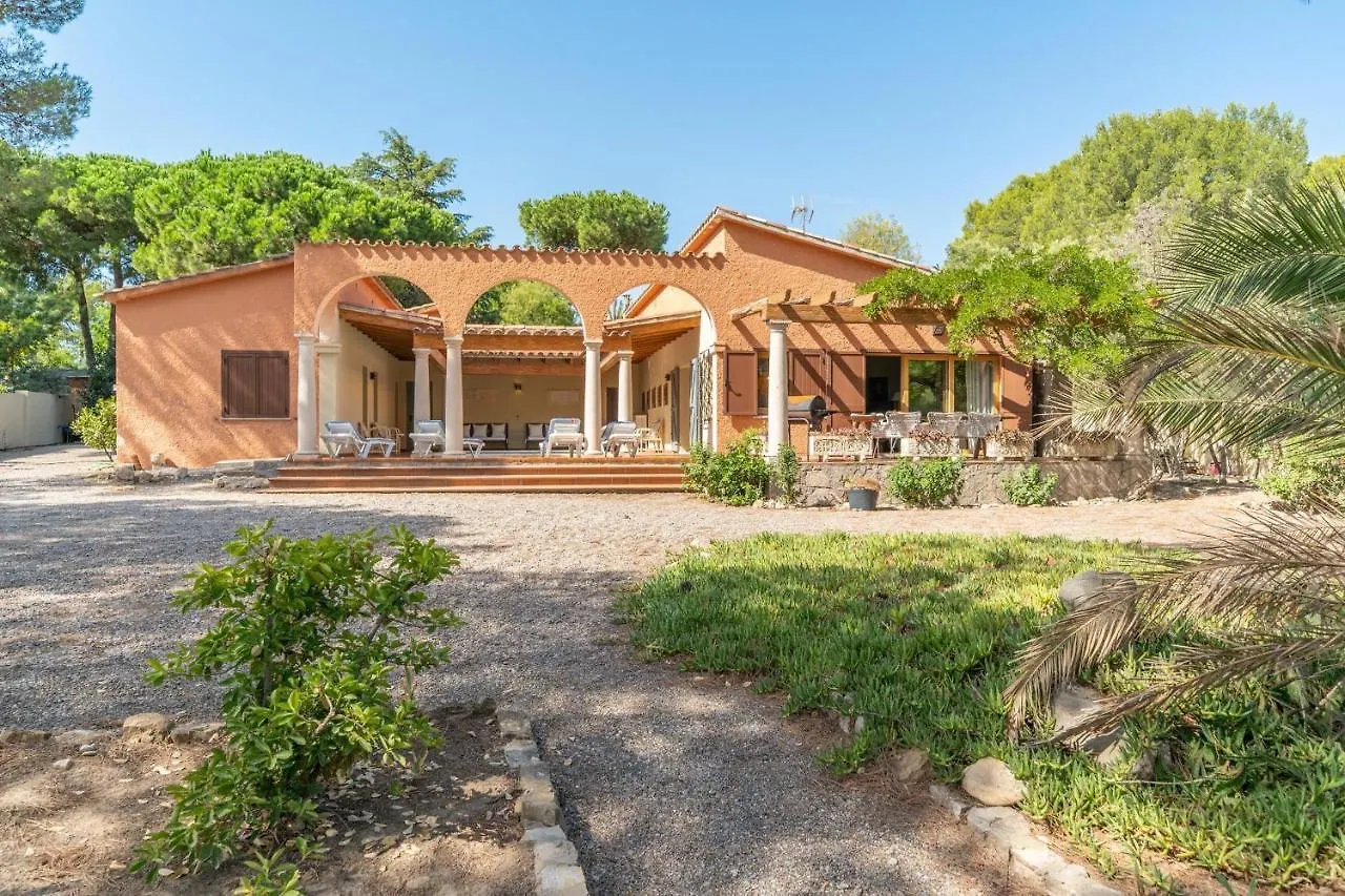 Villa Stephanie L' Escala 0*,